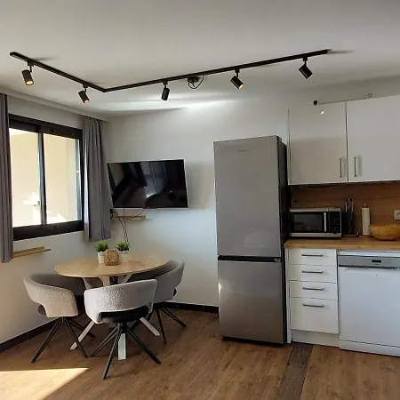 Apartment Croix Des Gard