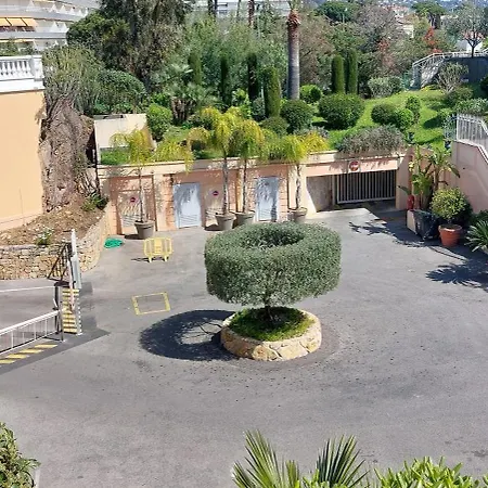 Croix Des Gard Apartment *